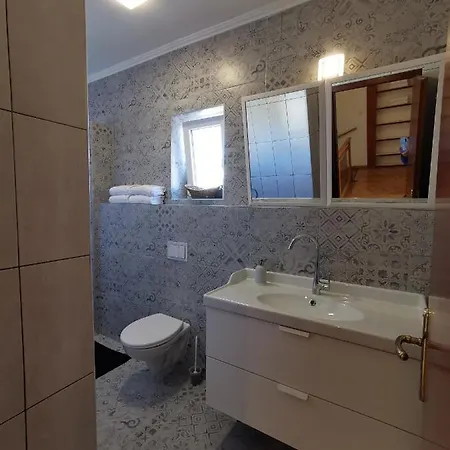 Lili Flora Apartmán