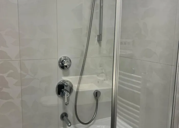 Lili Flora 자다르