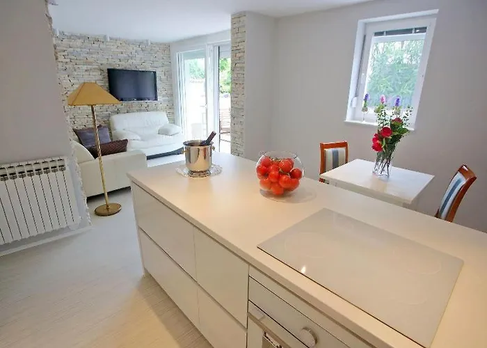 아파트 Lili Flora *