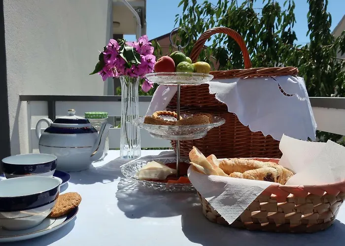 Lili Flora 아파트 *